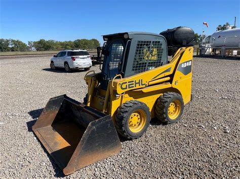 gehl 2050 skid steer|gehl 4840 specs.